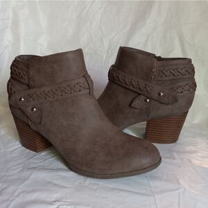Indigo Road Braided Block Heel Booties Tan Size 6